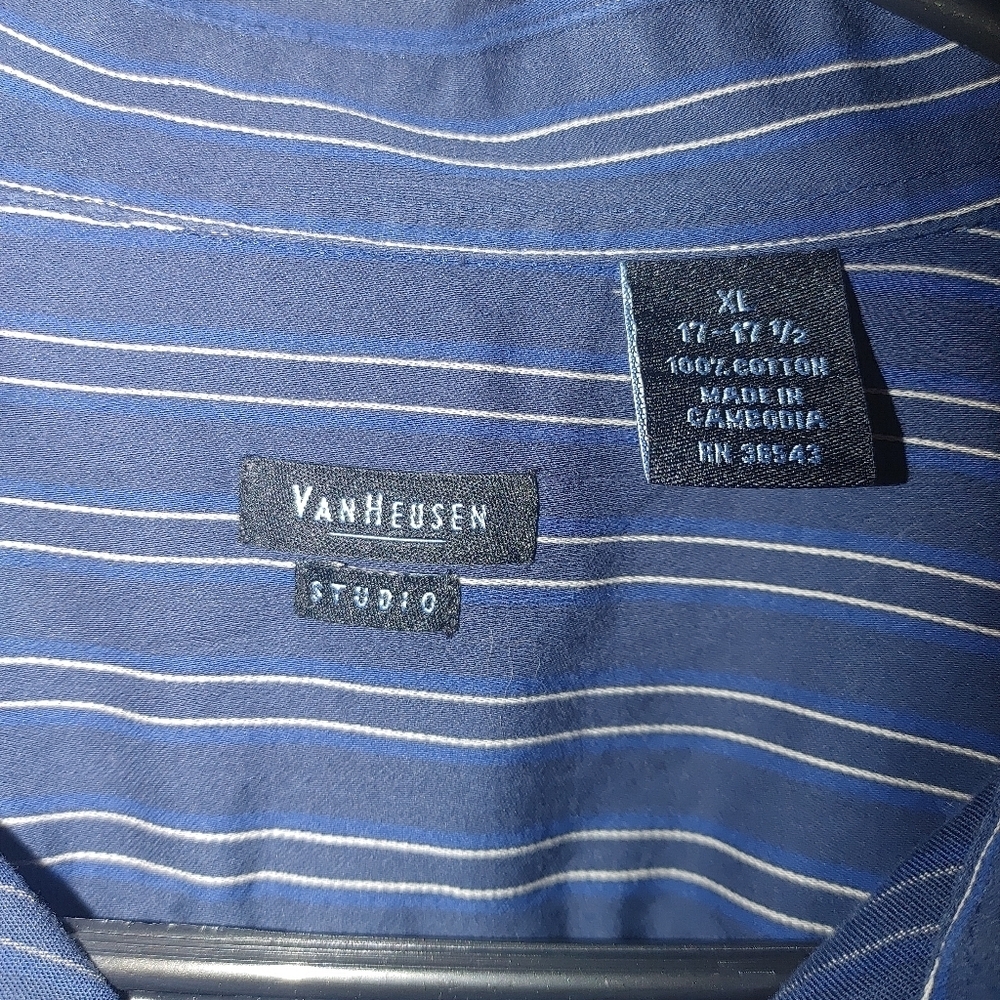 Van Heusen Blue Striped Men's Button Up Shirt, Size XL - Picture 4 of 6